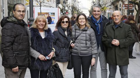Representantes empresariales y polticos, con Ruth Nvoa, delegada de La Voz en Ourense