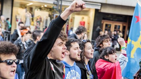 La manifestacin por la oficialidad