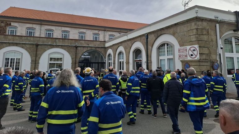Movilización por las prejubilaciones en Navantia Ferrol: «Da la impresión de que torpedean los contratos relevo»