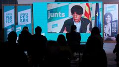 Carles Puigdemont intervino por videoconferencia en un acto electoral de las pasadas eleeciones catalanas