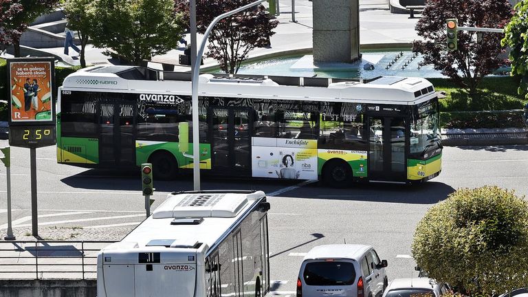 El Concello de Vigo impone a la nueva concesionaria del autobús contratar a un directivo por 151.000 euros