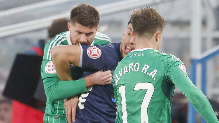 Acaba el tormento para Álex Zalaya