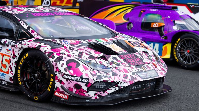 Un coche Lamborghini