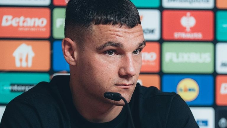 Jutglà: «Estoy en un momento futbolístico y personal muy bueno y coincide con los goles»