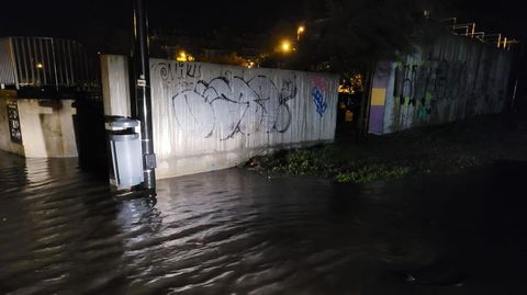 Las lluvias provocaron pequeas inundaciones en Portonovo