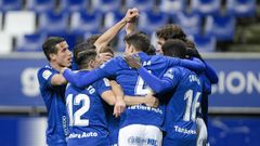 Los futbolistas del Real Oviedo celebran uno de los goles ante el Tenerife