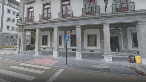 Sede de la Confederaci�n Hidrogr�fica del Cant�brico (CHC), en la plaza de Espa�a (Oviedo)