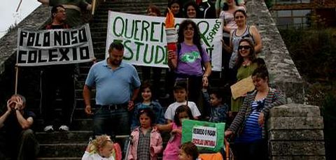 El colectivo hizo patente en Portomarn su protesta por los recortes