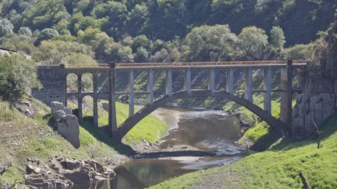 Terras de Burón: puente de Boabdil, en Negueira de Muñiz