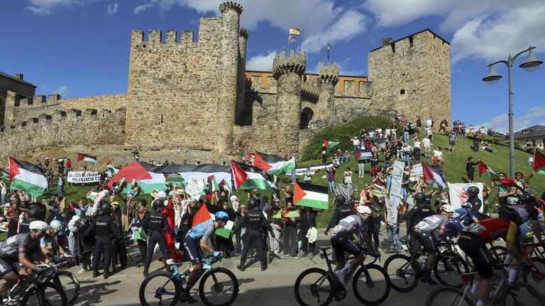 El Gobierno es partidario de que la Vuelta prohíba la participación de equipos israelíes