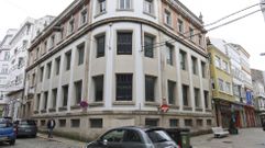 En la imagen, la antigua sede del Banco Banesto, en la esquina de las calles Rubalcava y Magdalena