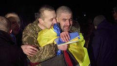 Soldados ucranianos liberados por Rusia.