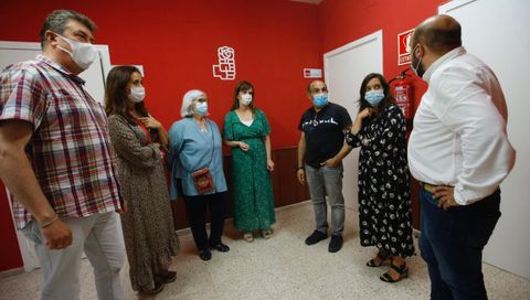 El PSOE, en su sede de Zalaeta durante el recuento