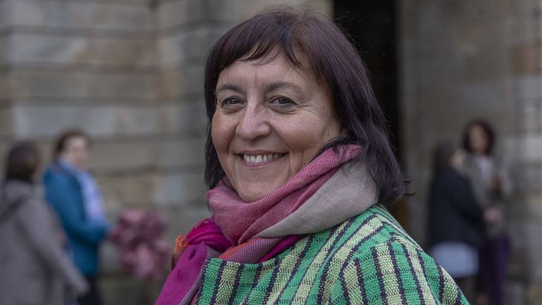 Uxía celebra en «Indómitas» a memoria de Begoña Caamaño