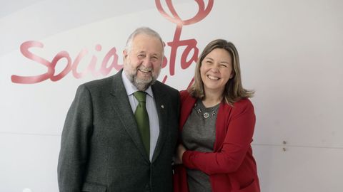 José López Orozco junto a la secretario de organización del PSOE de Lugo, Pilar García Porto