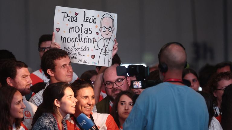 En directo | El papa se da un nuevo baño de masas 