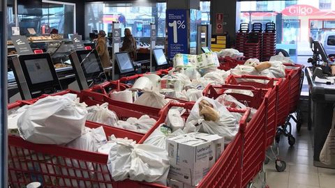 Supermercados abarrotados en Madrid