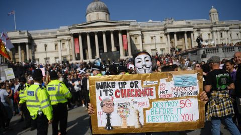 Manifestacin en Londres contra los confinamientos