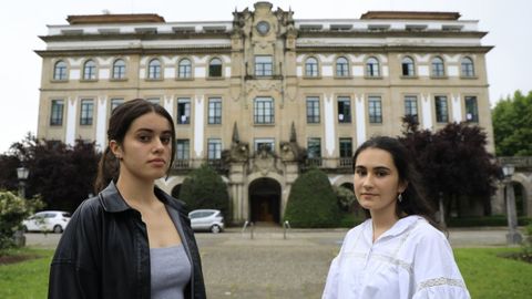 Uxa y Alejandra fueron las dos jvenes expulsadas del colegio mayor Fonseca en mayo.