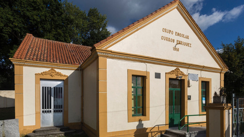 Imagen de la escuela Curros Enr�quez de Fene.