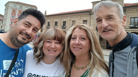 De izquierda a derecha David Ibez, Pilar Zurdo, Eugenia Prezy Jos Manuel Caso, de laasociacin Viviendo sin gluten