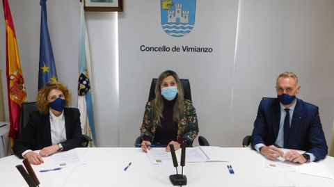 Firma del convenio con Abanca para los Vimi-Bonos de Vimianzo