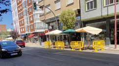O Barco permite a los bares utilizar las plazas de aparcamiento para colocar terrazas