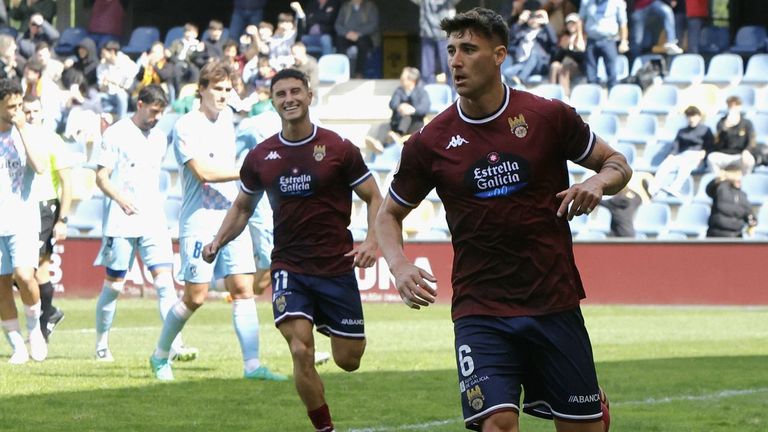 Un Pontevedra CF que se vuelve a cocer a fuego lento y en el más estricto silencio