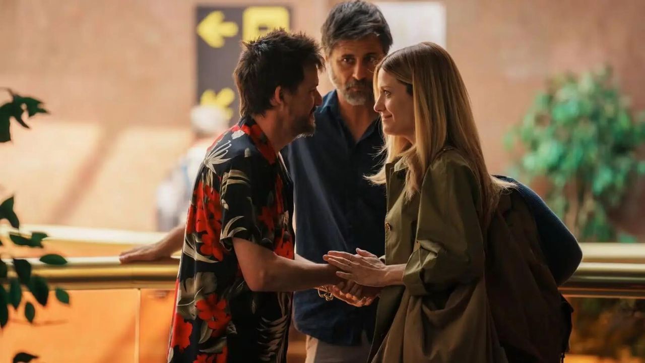 Coque Malla, Hugo Silva y Alexandra Jim�nez en una secuencia de �Buscando a Coque�.