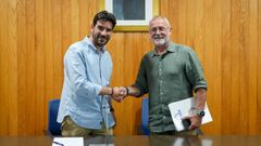Diego Alcantarilla y el alcalde scar Garca Patio escenificaron el acuerdo de gobierno