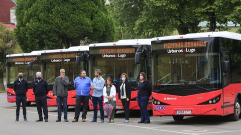 Lugo estrena cuatro nuevos buses híbridos