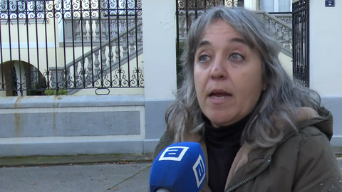 Mar�a Elena Men�ndez, la empleada del hogar que frustr� un intento de ocupaci�n en Muros de Nal�n, durante sus declaraciones a la TPA
