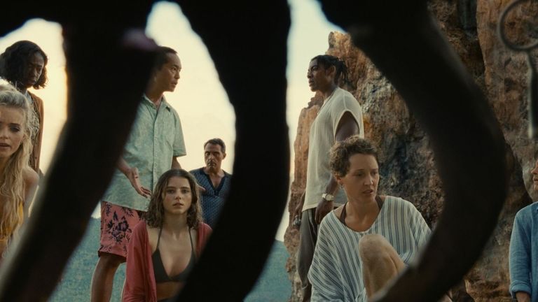 Fotograma de la película «Tiempo», de M. Night Shyamalan