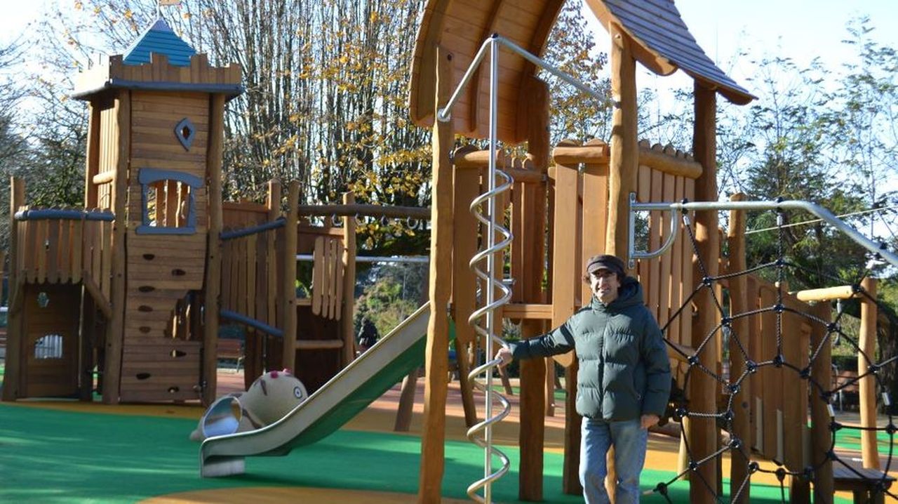 Reabre el parque infantil de la Alameda de Santiago tras una inversión de  300.000 euros