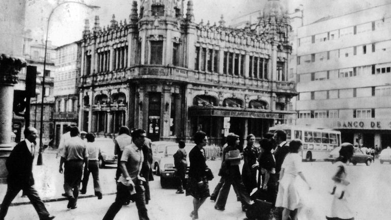 La piqueta derribó el edificio Castromil hace 50 años, pero la cicatriz no se cerró