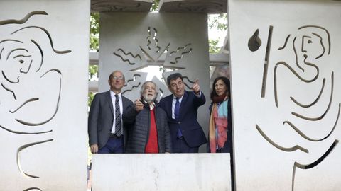 Detalle do acto de inauguración da obra de Acisclo.