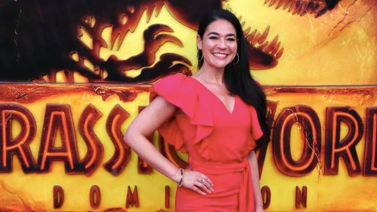 La actriz asturiana Teresa Cendón, en el estreno de «Jurassic World Dominion» en los Cines Callao de Madrid