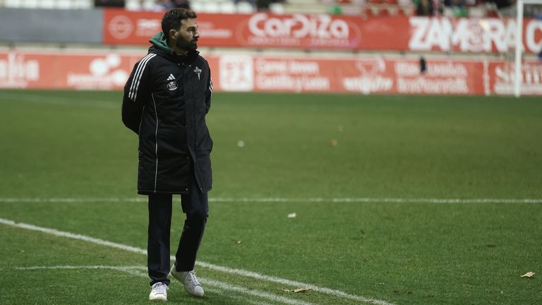 Romo, el técnico del Racing de Ferrol: «Perdimos por no haber acertado en las acciones de ataque»