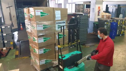 Cajas de donativos de El Corte Inglés