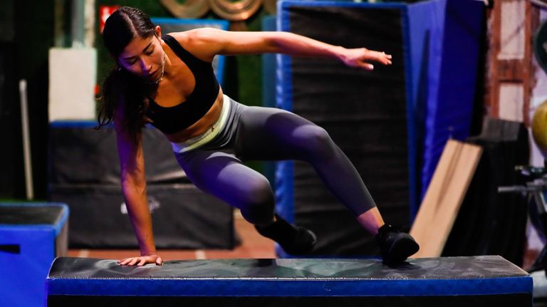 Stefanny Navarro, segunda en la clasificación mundial de velocidad de parkour.