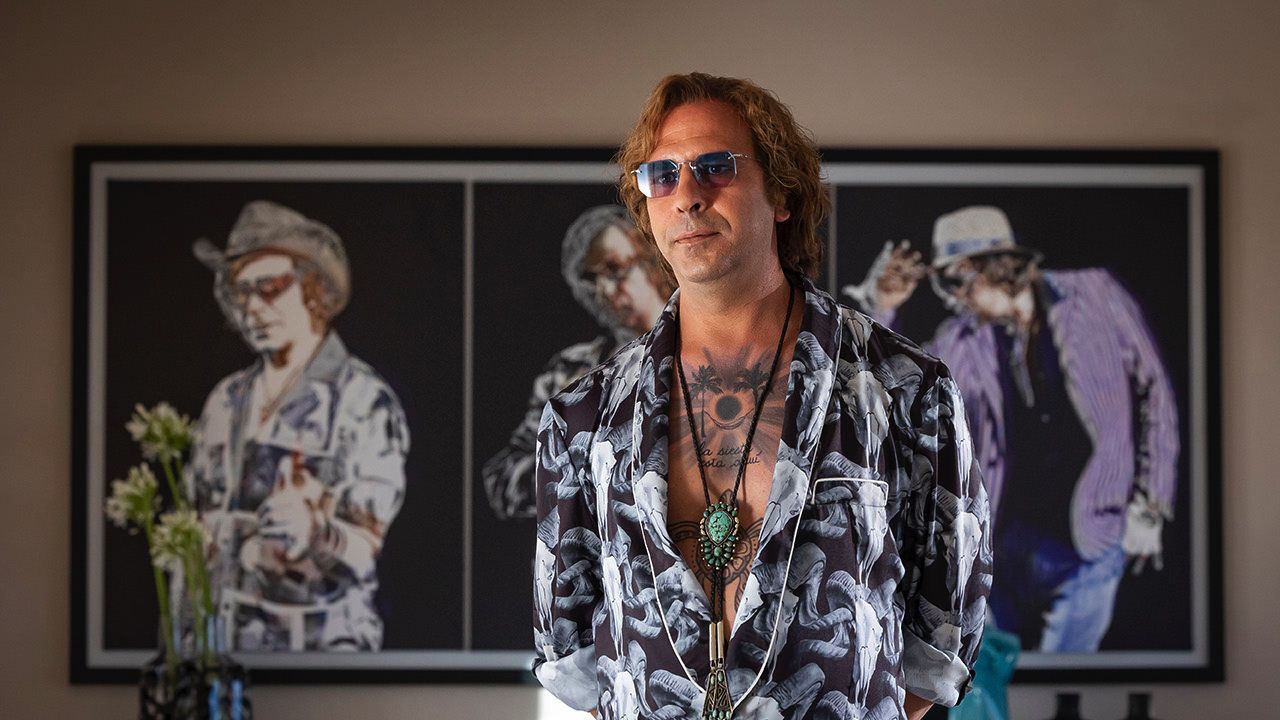 Siete d�cadas de Telev�s.Mary Rosa y Alfredo, retratados este lunes en las oficinas de Cruz Roja, en la esquina de calle Dolores con A Coru�a