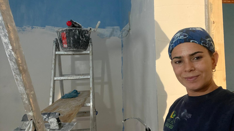 Weslaine Priscila de Oliver, la brasile�a que regenta su propia empresa de reformas en Asturias