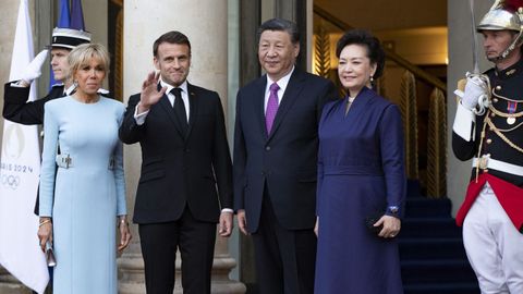 Brigitte y Emmanuel Macron ofrecieron una cena de gala al presidente chino, Xi Jinping, y su mujer, Peng Liyuan.