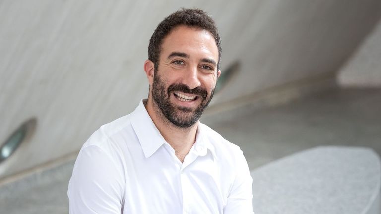 El músico Daniel Broncano dejará la Sinfónica de Tenerife: «Deseo volver a la Península y formar una familia»