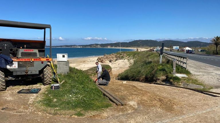 Obras en la mejora de los accesos a las playas