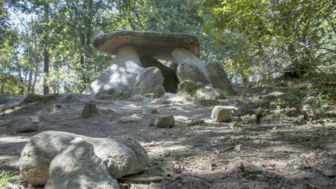 Dolmen de Axeitos, en Ribeira.