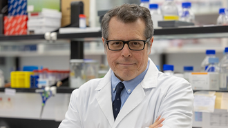 Mat&iacute;as &Aacute;vila, investigador y nuevo coeditor jefe de la revista Gut.