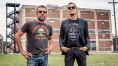 Carlos Tarque y Ricardo Ruiprez, componentes de la veterana banda de rock M Clan.