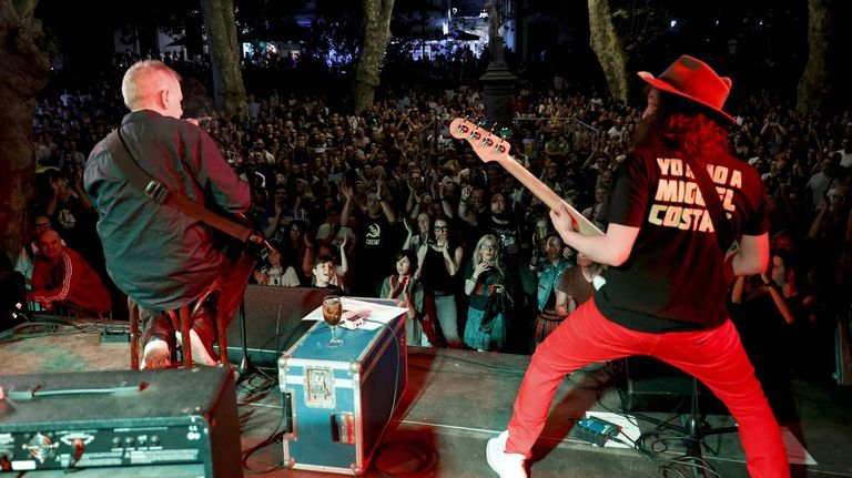 Concierto de Miguel Costas, ex de Siniestro Total, durante las fiestas del Rosario del pasado año.