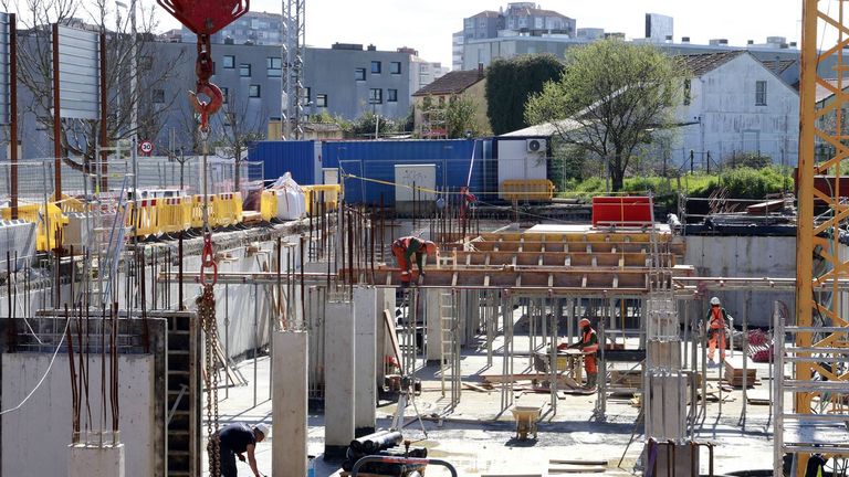 El Gobierno identifica siete concellos con suelo para construir 50.000 viviendas